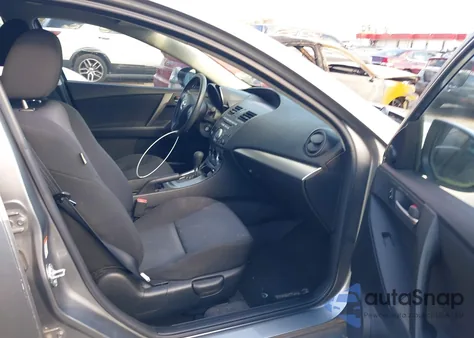 2010 Mazda Mazda3 I Touring z USA, uszkodzony, nr VIN JM1BL1SG7A1284769